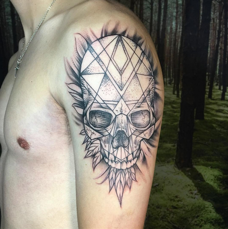 Tattoos - Geometric Skull. Instagram @MichaelBalesArt - 125157